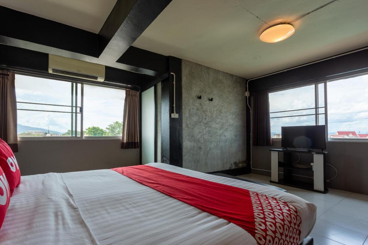 Yak Guesthouse Chiang Mai Buitenkant foto