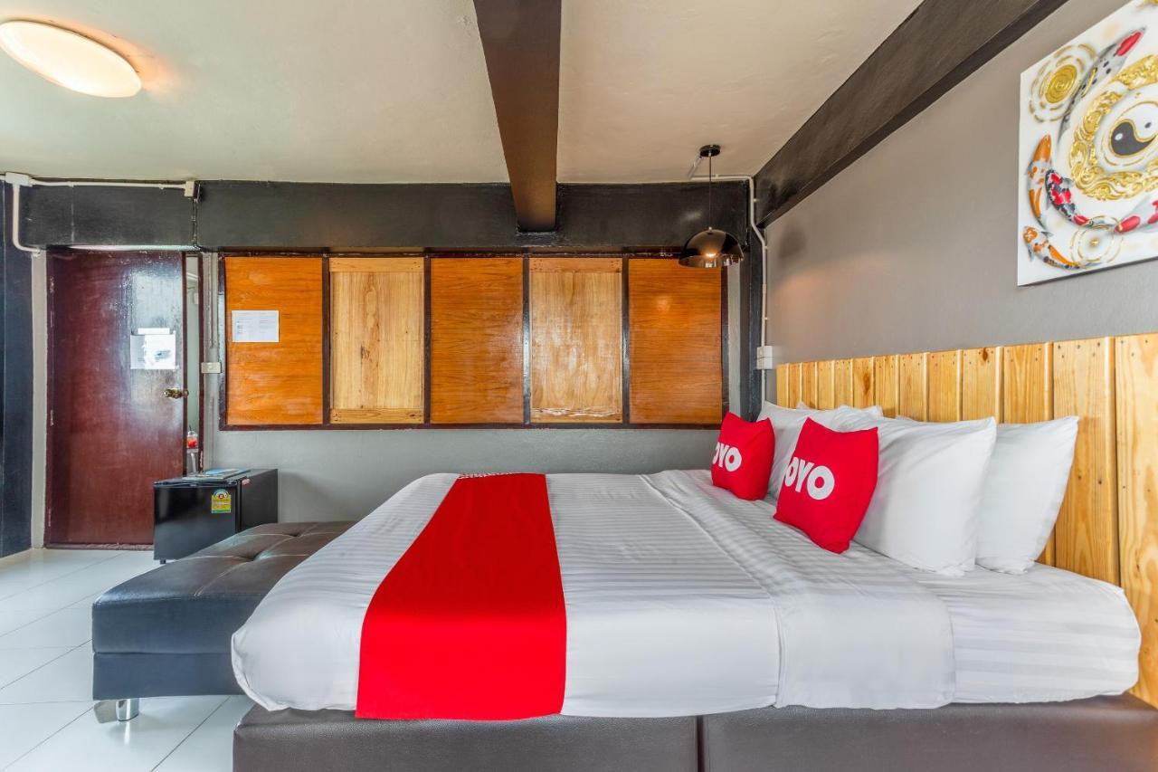 Yak Guesthouse Chiang Mai Buitenkant foto