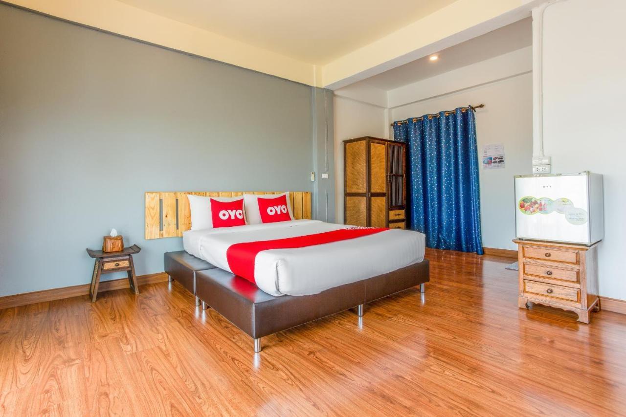 Yak Guesthouse Chiang Mai Buitenkant foto
